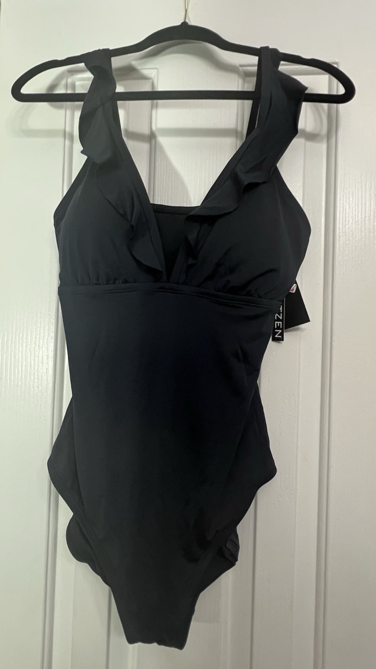 NWT Jantzen Women's Black Ruffle V-Neck One Piece Swimsuit Size 14 MSRP $92